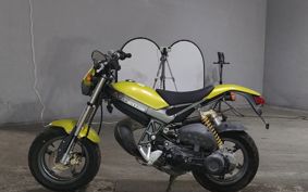 SUZUKI STREET MAGIC CA1LB