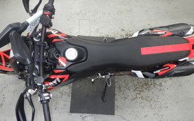 DUCATI HYPERMOTARD698モノ 2024