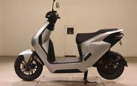 HONDA EM1 e: EF16