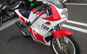 YAMAHA TZR250-1 1KT