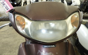 HONDA DIO Gen.6 2000 AF68