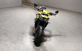TRIUMPH STREET TRIPLE RS HDA614