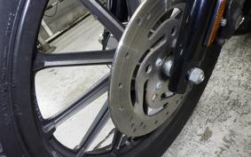 HARLEY XL883N 2009