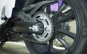 HONDA NM4 VULTUS -01 2014 RC82