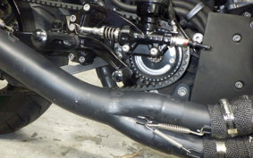 HARLEY XL883R 2005