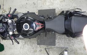 SUZUKI GSX-R750 2016