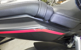 HONDA CBR650R E-Clutch 2025 RH17