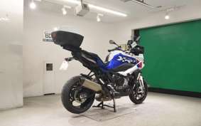 BMW S1000XR 2021