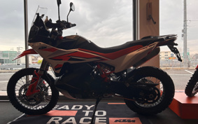 KTM 890 ADVENTURE	 R TR640