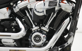 HARLEY FXBR 2023 YEZ