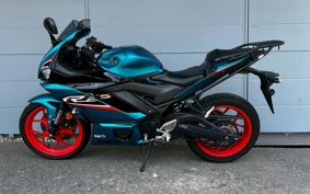YAMAHA YZF-R25 ABS RG43J