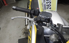 YAMAHA TDM850 Gen.2 1998 RN03J