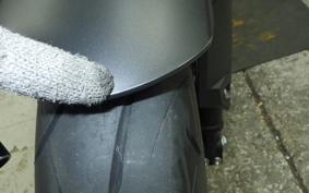 HONDA CB650R E-Clutch 2025 RH17