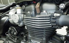 TRIUMPH BONNEVILLE BOBBER 2020