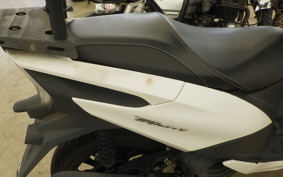 YAMAHA TRICITY 125 1995 SEC1J