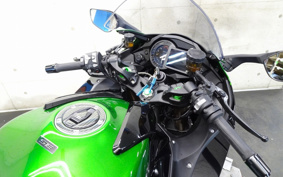 KAWASAKI NINJA H2 SX SE 2018 ZXT02A