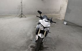 TRIUMPH STREET TRIPLE 2013 TTL116