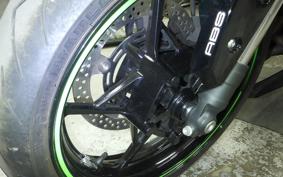 KAWASAKI ZX-25R 1999 ZX250E