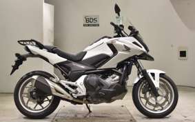 HONDA NC750X D 2016 RC90