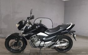 SUZUKI GSR250 GJ55D