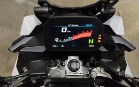 BMW F900XR 2025 0R01