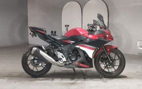 SUZUKI GSX250 R DN11A