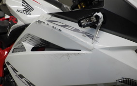 HONDA CBR250RR A MC51