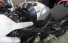 DUCATI ストリート FIGHTER V4SP2 2024