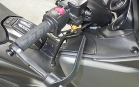YAMAHA T-MAX 560 T 2020 SJ19J