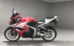 HONDA CBR600RR 2013 PC40