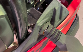 SUZUKI STROM 250 DS11A