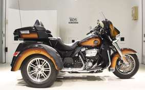 HARLEY FLHTCU TG 1870 2024