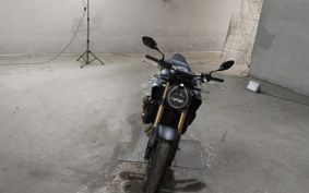 HONDA CB650R E-Clutch RH17