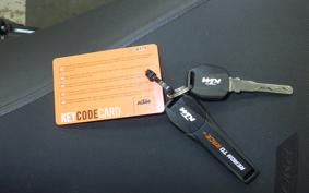 KTM 890 DUKE GP 2022