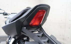 HONDA CB650R E-Clutch 2024 RH17