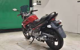 SUZUKI GSR250 2024