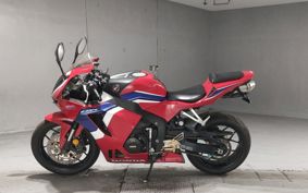 HONDA CBR600RR 2021 PC40