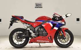 HONDA CBR600RR 2018 PC40