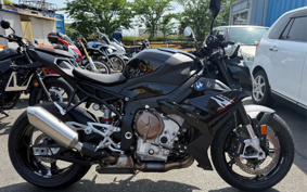 BMW S1000R 2025 0E51