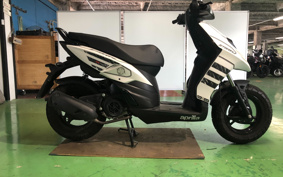 APRILIA SR125