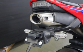 HONDA CBR600RR 2025 PC40