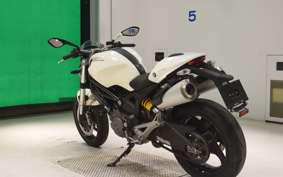 DUCATI MONSTER 696 2013
