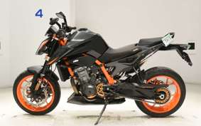 KTM 890 DUKE R 2022