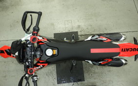 DUCATI HYPERMOTARD 698 2025