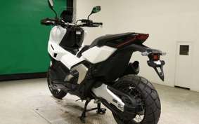 HONDA X-ADV 750 2025 RH21