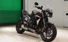 TRIUMPH STREET TRIPLE RS 2021
