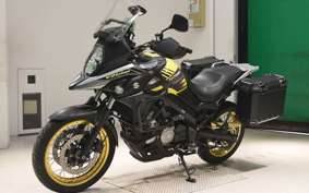 SUZUKI Vｽﾄﾛｰﾑ650XTA 2019