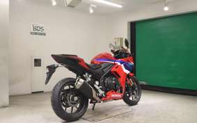 HONDA CBR400R E-Clutch 2026 NC65