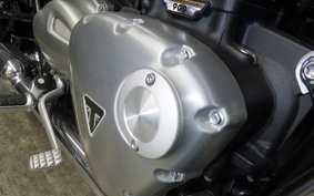 TRIUMPH BONNEVILLE T100 2017