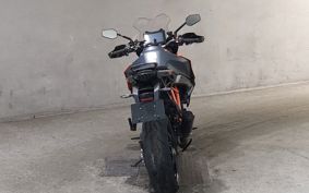 KTM 1290 SUPER  DUKE GT V6940